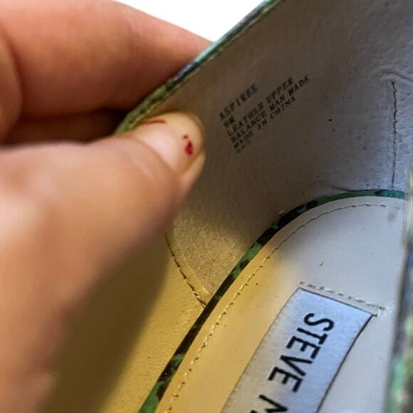 Steve Madden Womans 9 Snakeskin LEATHER Aspiree Pumps Turquoise Green Heels - Picture 6 of 7